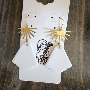 White Geometric Dangle Earrings with Gold Sunburst